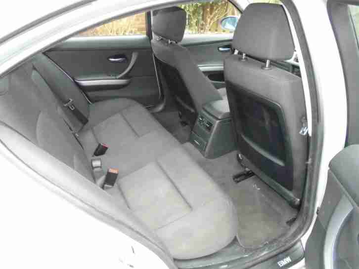 BMW 320 2.0 2006MY i SE