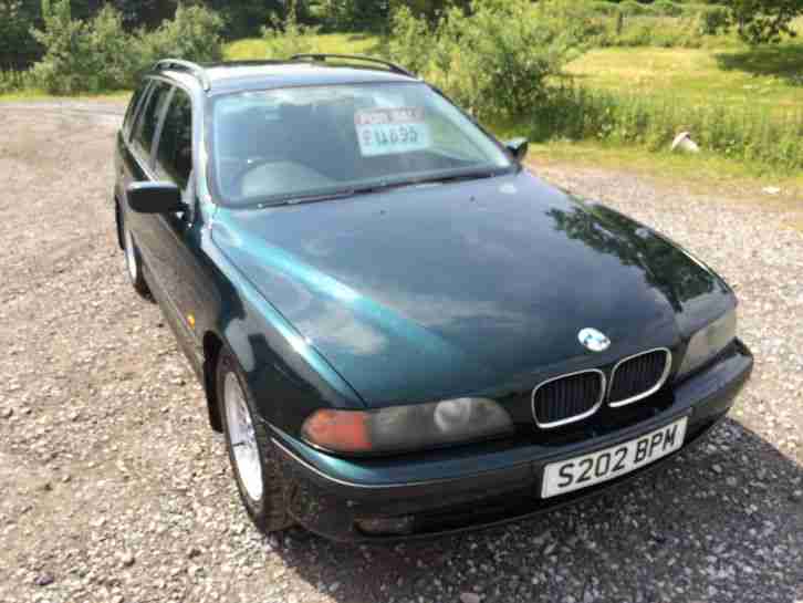 BMW 520I SE TOURING AUTO GREEN. FULL STAMPED SERVICE HISTORY, NEW TYRES PX