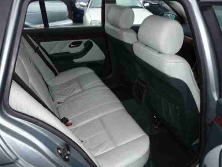 BMW 525i SE TOURING