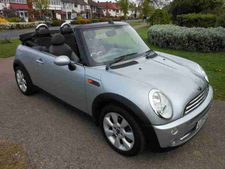 BMW MINI CABRIOLET AUTOMATIC WITH COLOUR SAT NAV ONLY 44,000 MILES