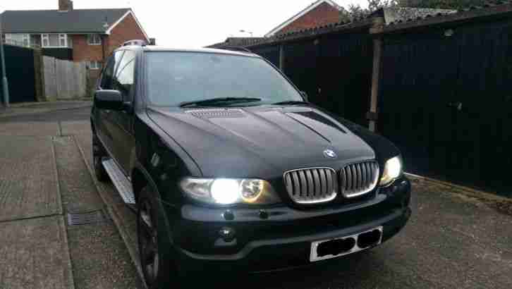 BMW X5 4.4i 320bhp - PETROL - SPORT - PANORAMIC ROOF - GLOSS BLACK