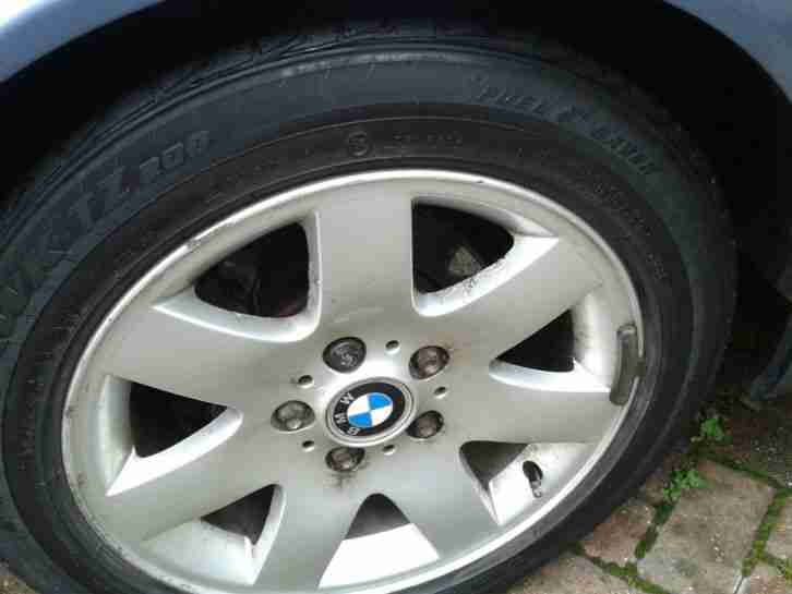 BMW car-blue good condition