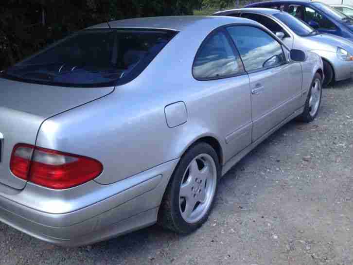 BREAKING MERCEDES CLK320 ALL PARTS AVAILABLE