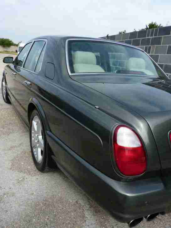 Bentley Arnage 6.8 T Mulliner finished in Cypress - Absolute Stunning