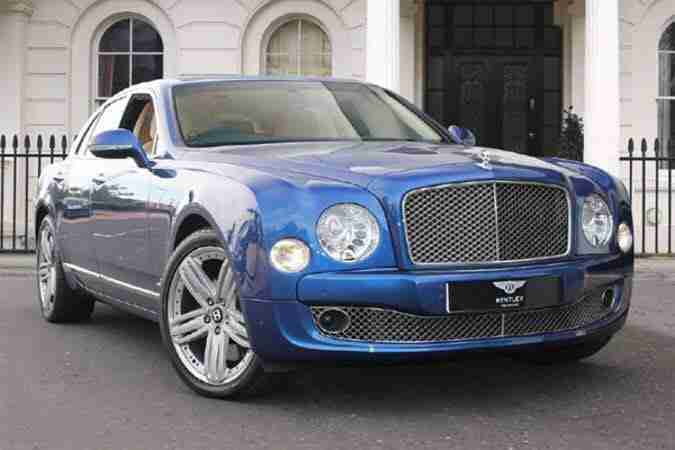 Bentley Mulsanne 6.75 4dr WITH VENEERED PICNIC TABLES+