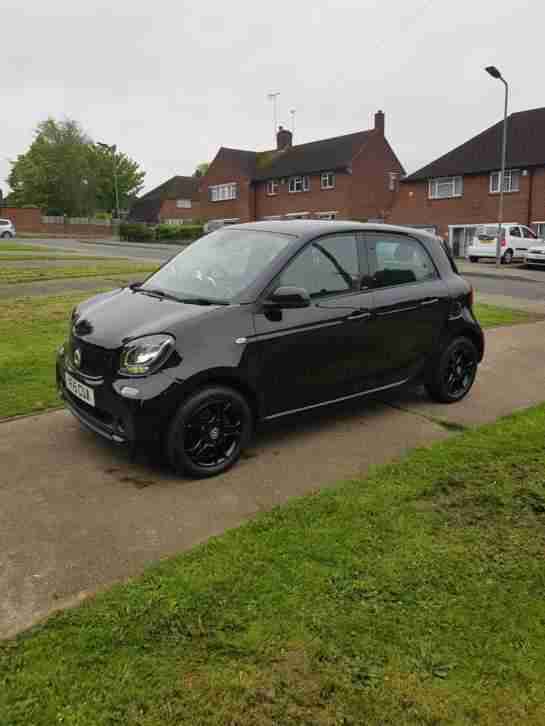 Black smart car 2015