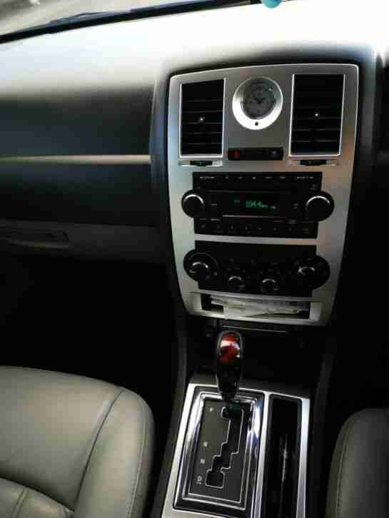 CHRYSLER 300C 3L CRD 12 MONTHS MOT