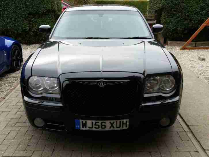 CHRYSLER 300C CRD. LUX PACK.BENTLEY LOOKS..JUST HAD SERVICE ..