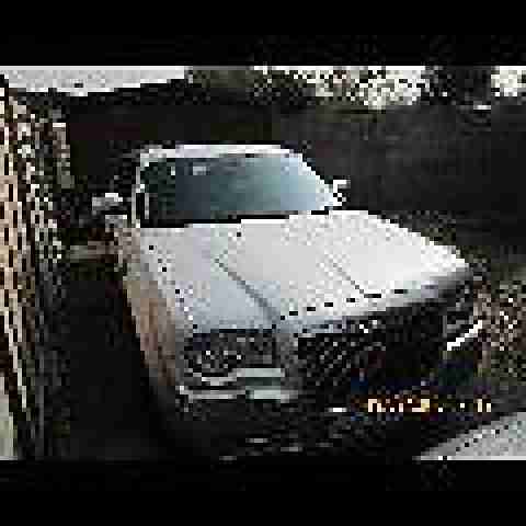 CHRYSLER 300CRD METALIC SILVER