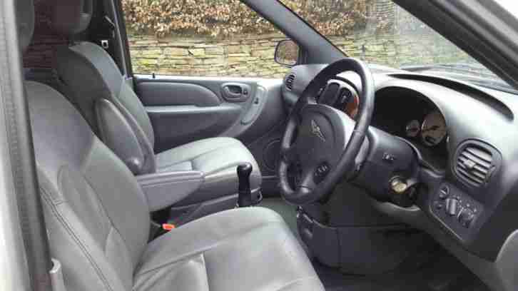 CHRYSLER GRAND VOYAGER LX MANUAL LONG MOT TOP SPEC