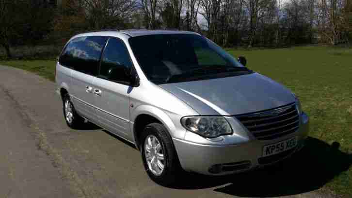 CHRYSLER GRAND VOYAGER "STOW AND GO"