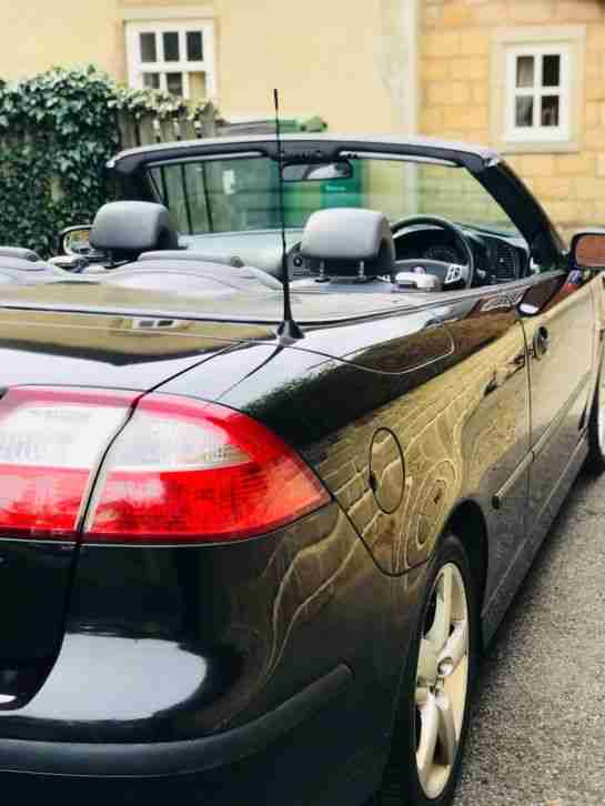 CONVERTIBLE black Saab 93 PERFECT IN THE SUNSHINE