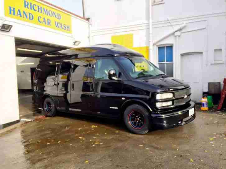 Chevrolet Express 5.8L American Show Car Luxury Modified Japan Import