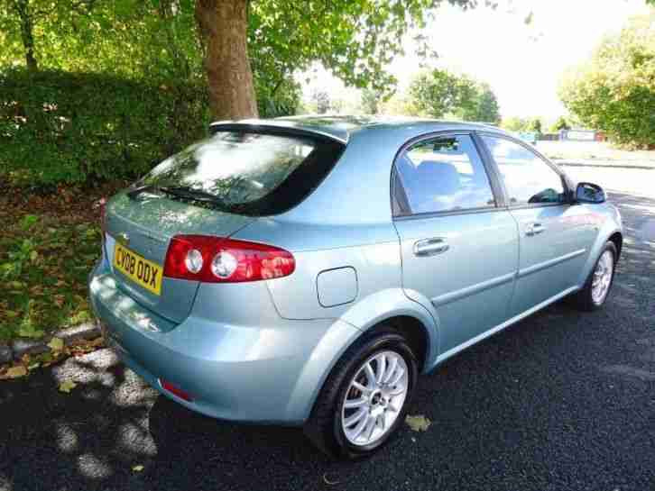 Chevrolet Lacetti 1.6 SX Hatchback 5d 1598cc