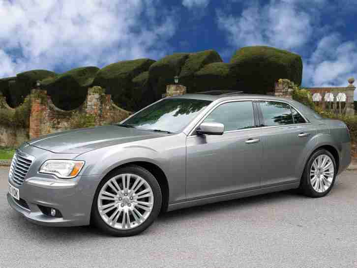 Chrysler 300C 3.0TD Executive 4dr Diesel Auto, NEW SHAPE with PANORAMIC ROOF