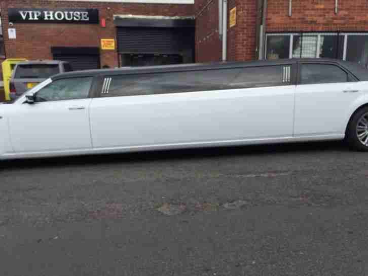 Chrysler 300c Limousine