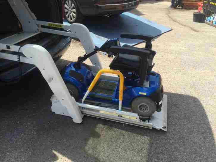 Chrysler Grand Voyager 2.5 CRD XS Limited 5dr, 7 Seater, DVD Player, Sat Nav