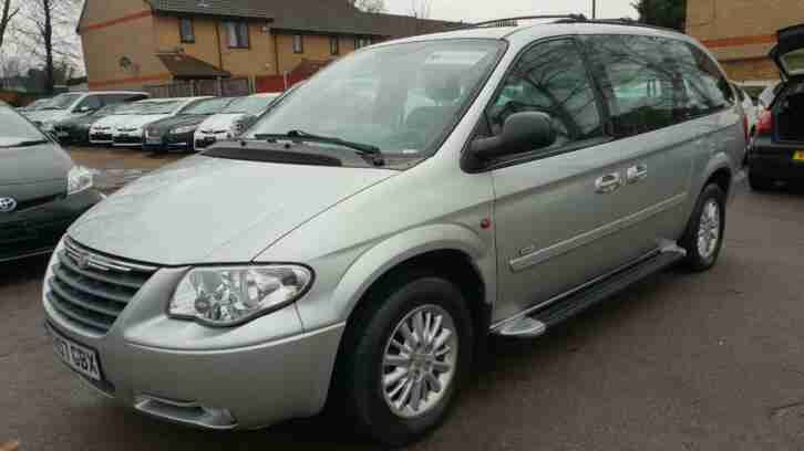 Chrysler Grand Voyager 2.8CRD auto Signature STOW AND GI 1 owner turbo smoky