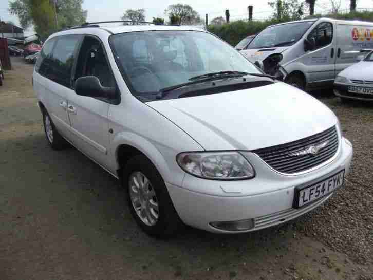 Chrysler Grand Voyager V6 3.3 Auto, Luxury MPV, 7 Seat, Roof Screen, 54 Reg,