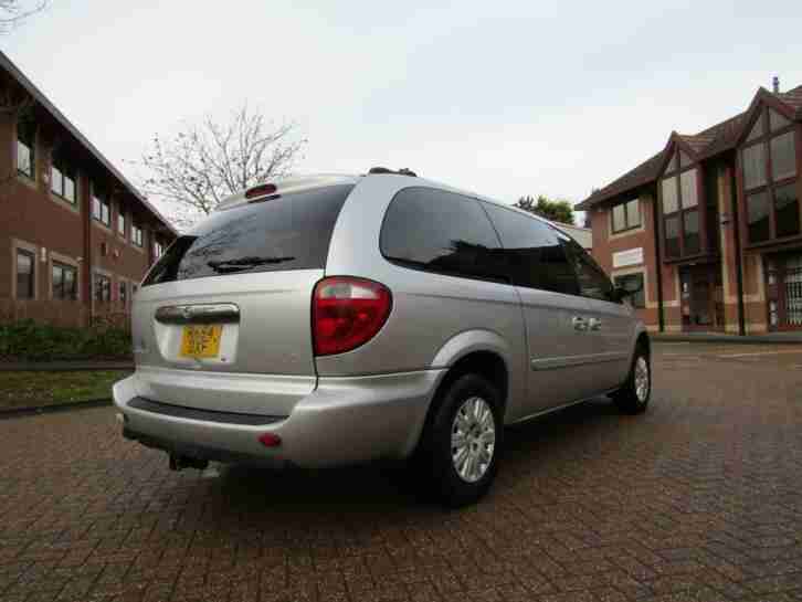 Chrysler TOWN & COUNTRY AUTOMATIC 5 DR