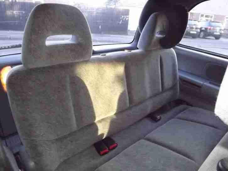 Chrysler Voyager 2.0, navy blue