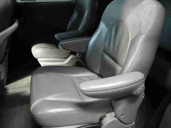 Chrysler Voyager 2.4 LX. Great condition, Mot until Sept 2016. Manual