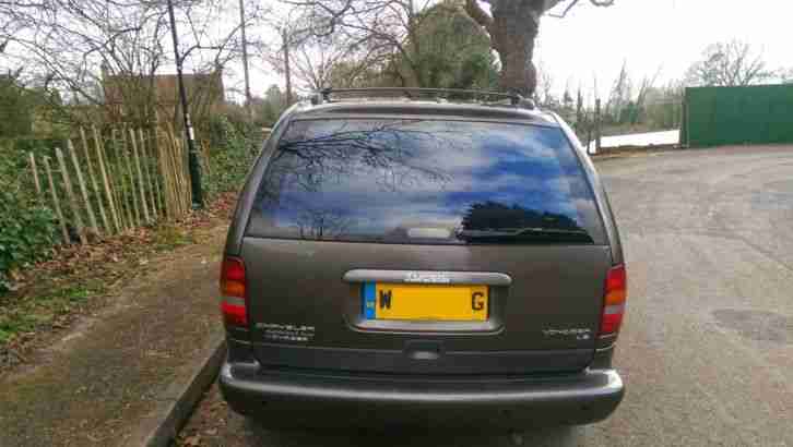 Chrysler Voyager 2.5 Diesel LE 7 Seater MPV, AirCon, Full Leather 5 door Estate