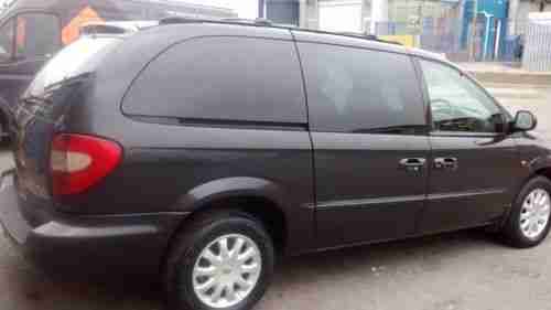 Chrysler Voyager LX black, 2.4L, Spares or Repair, requires new clutch