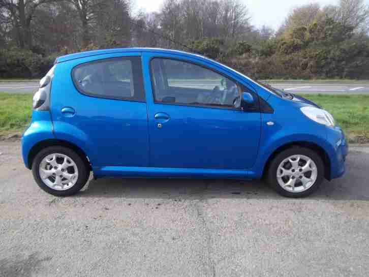 Citroen C1 1.0i 68 VTR+ Automatic, Finished in Electra Blue