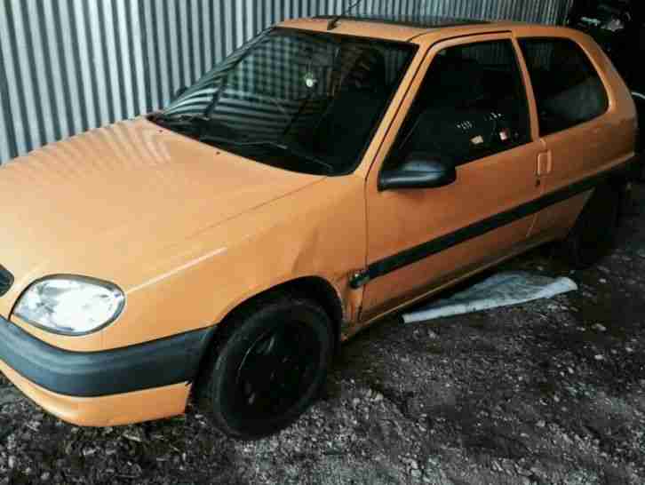 Citroen Saxo 1.1 w plate