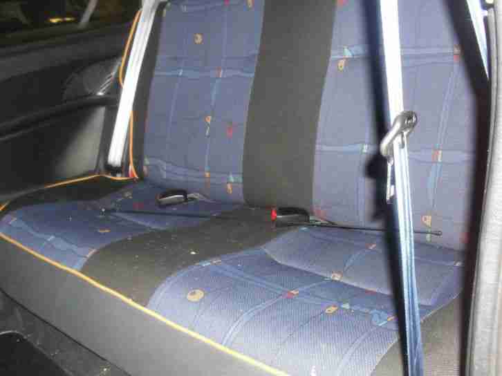 Citroen Saxo 1.1i Forte 3 door - 2001 X-REG - 2 MONTHS MOT