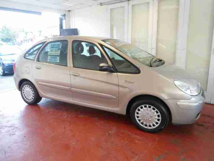 Xsara Picasso 1.6i 2004MY Desire 2