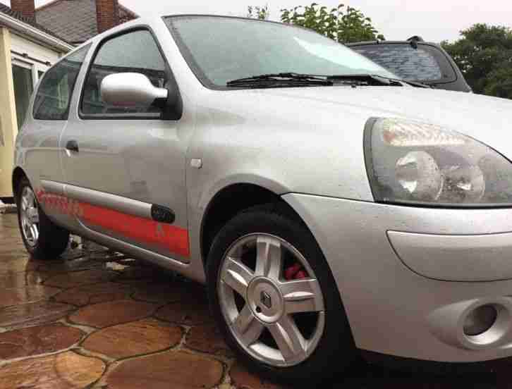 Clio Extreme 1.2 16v 2005 LOW MILEAGE