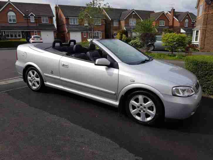 Vauxhall Convertible: 2004. Vauxhall car from United Kingdom