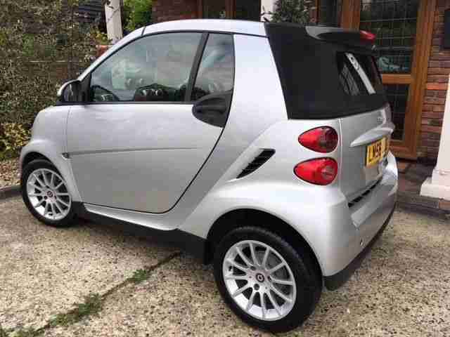 Convertible Smart Car For-two Passion registered 2009 58 plate LOW MILAGE