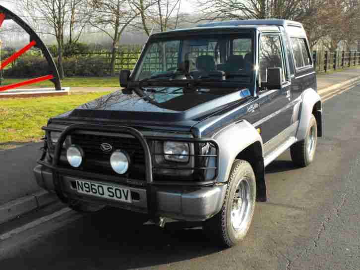 DAIHATSU FOURTRAK TDX SPECIAL EDITION