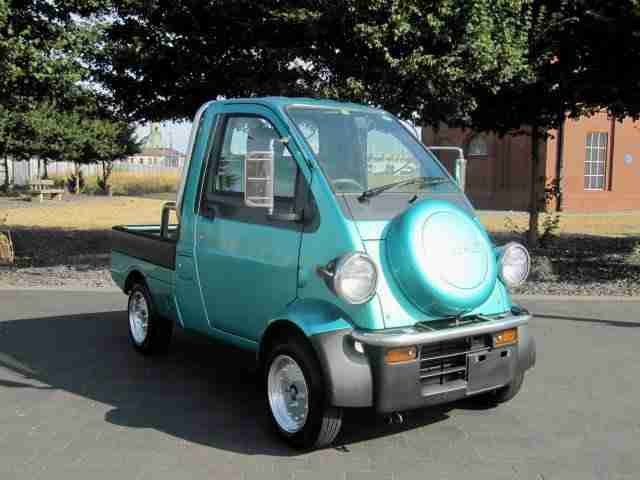 DAIHATSU MIDGET II R K100P PICK UP TUK TUK IDEAL PROMOTIONAL "A" BOARD VEHICLE