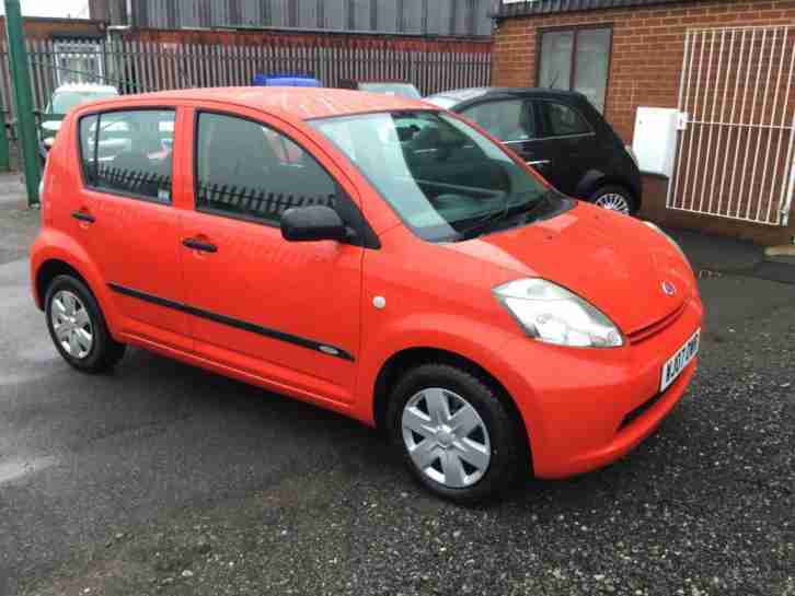 SIRION 1.0 S 2007 BRIGHT RED 5 DOOR