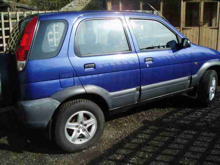 DAIHATSU TERIOS 1.3 TRACKER 2004. 4WD TSW ALLOYS AND NEW TYRES. MOT NOV.