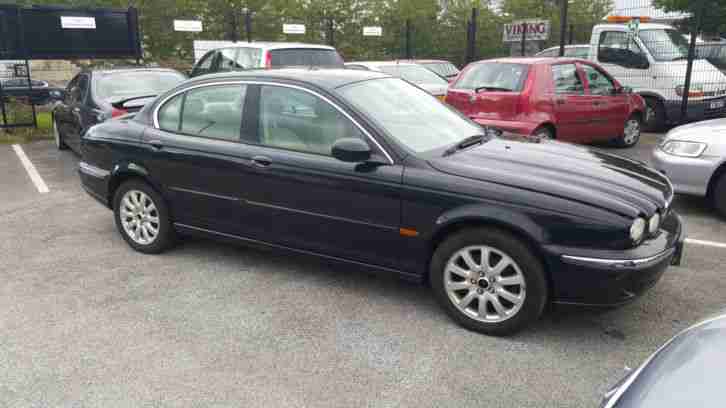DAMAGE REPAIRABLE 2001 JAGUAR X TYPE V6 BLACK