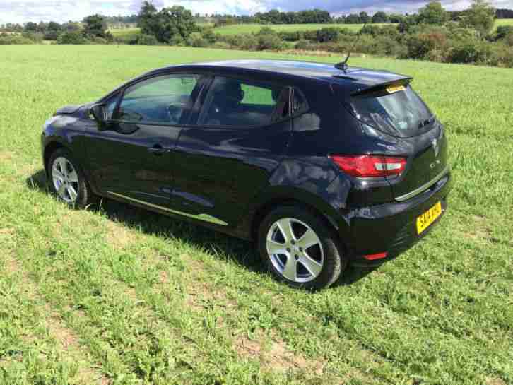 DAMAGED REPAIRABLE 2014 RENAULT CLIO DYNAMIQUE MEDIANAV 1.2 16V BLACK 15K MILES