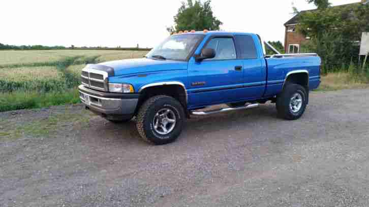 DODGE RAM 2500 4X4 5.9 CUMMINS 24 VALVE TURBO DIESEL 1998 CREW CAB low mileage