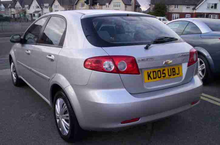 Daewoo Lacetti 1.4 SE 5 door low mileage cheap car.In Queensferry.In Deeside