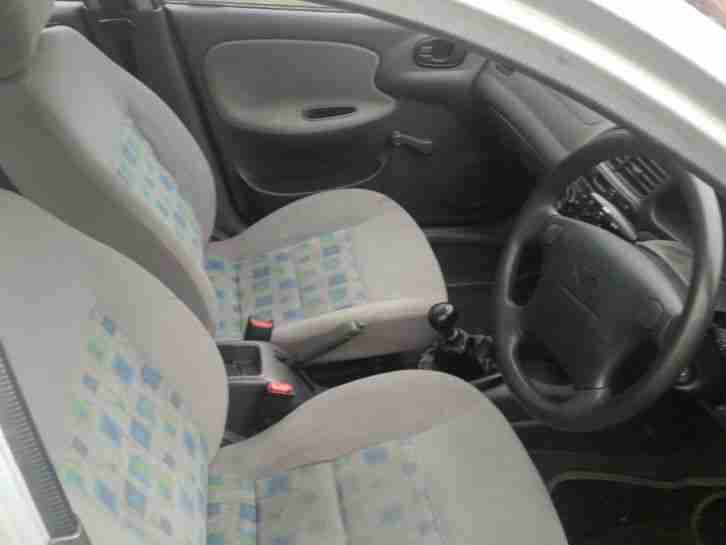 Daewoo Lanos 2002 silver - spares or repair, good runner, 6 months MOT