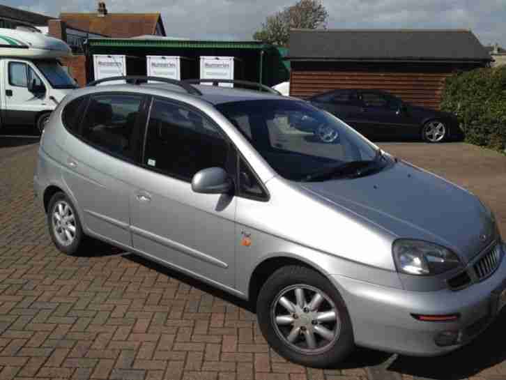 Daewoo Tacuma CDX. Daewoo car from United Kingdom