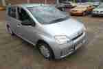 Charade 1.0 EL 3 DOOR 2004 04 REG