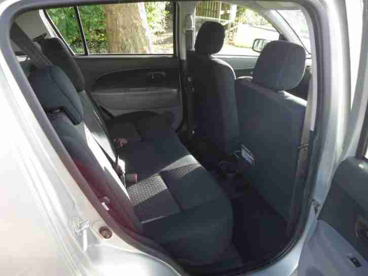 Daihatsu Sirion 1.0 SE Hatchback 5d 58 Plate 998cc