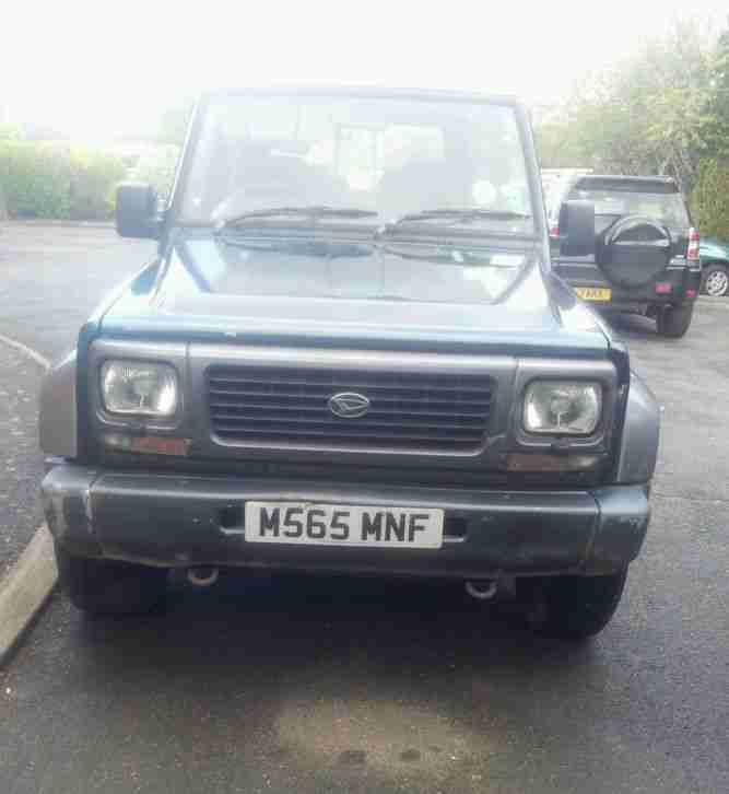 Daihatsu fourtrak 2.8 tdx ( 4x4 ) ish