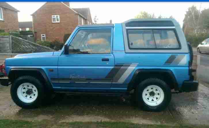 Daihatsu fourtrak 2.8 tdx barnfind project off roader classic 4x4