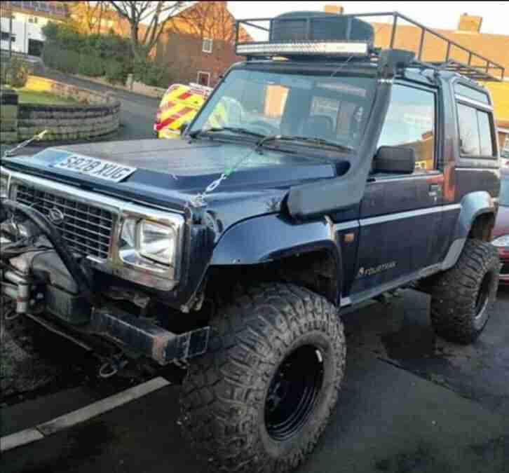 fourtrak 4x4 Green laneing 35s